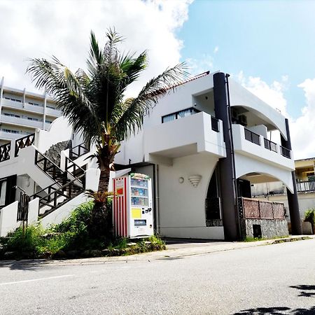 Kariyushi Condominium Resort Sea Side House Наґо Екстер'єр фото