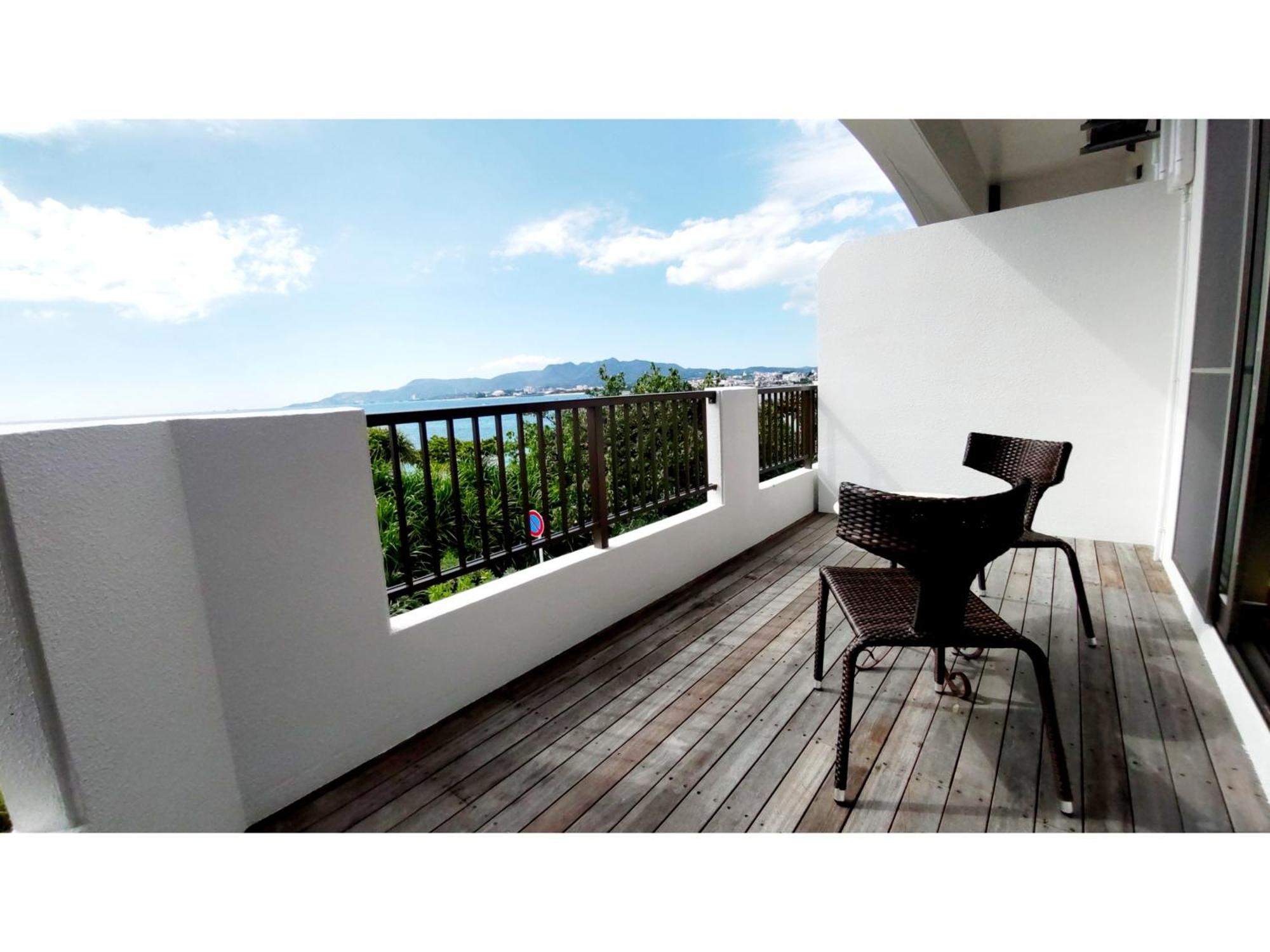 Kariyushi Condominium Resort Sea Side House Наґо Екстер'єр фото