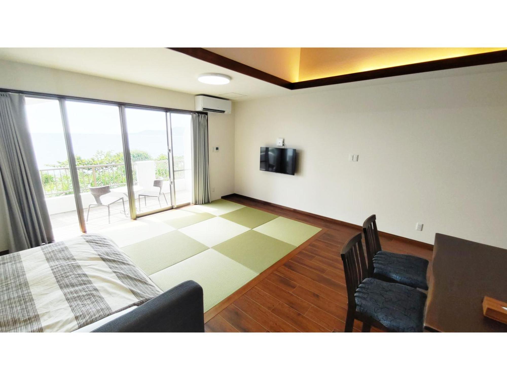 Kariyushi Condominium Resort Sea Side House Наґо Екстер'єр фото